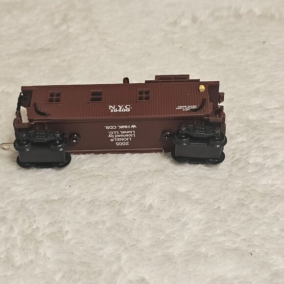 Hallmark Lionel Train No. 714 Boxcar & No. 717 Caboose Ornaments Lot of 2 - Picture 10 of 16